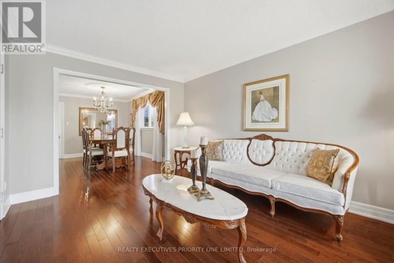 139 JADE CRESCENT, Vaughan (West Woodbridge), Ontario, L4L6M1