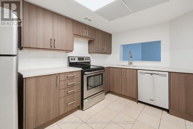 1501 - 7460 BATHURST STREET Vaughan (Brownridge) Ontario photo 14