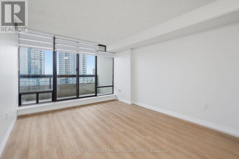 1501 - 7460 BATHURST STREET, Vaughan (Brownridge), Ontario, L4J7K9