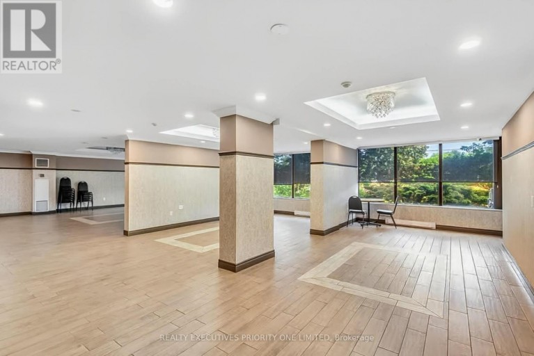 1501 - 7460 BATHURST STREET, Vaughan (Brownridge), Ontario, L4J7K9