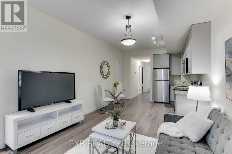 #5 ROOM 1 - 630 ROGERS ROAD, Toronto (Keelesdale-Eglinton West), Ontario, M6M0B4