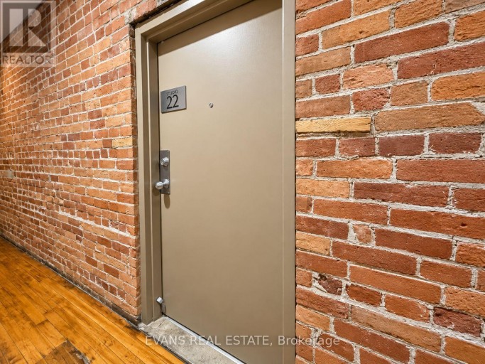 22 - 121 PRESCOTT AVENUE, Toronto (Weston-Pellam Park), Ontario, M6N3G8