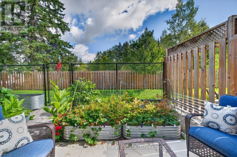 8 ERTLER LANE, Huntsville (Brunel), Ontario, P1H1S7