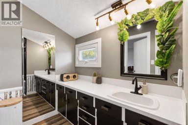 3103 41 Street SW Calgary Alberta photo 21