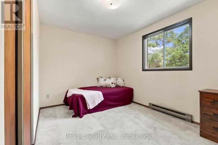 123 ARDWICK STREET, Whitby (Blue Grass Meadows), Ontario, L1N8A2