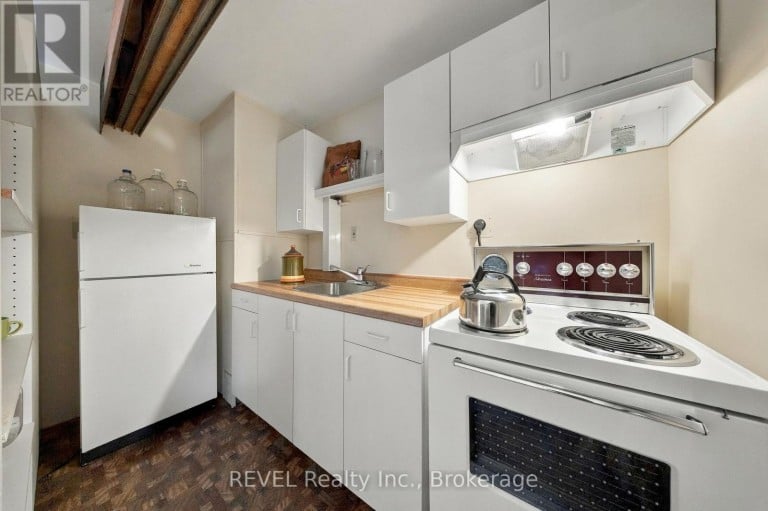 123 ARDWICK STREET, Whitby (Blue Grass Meadows), Ontario, L1N8A2