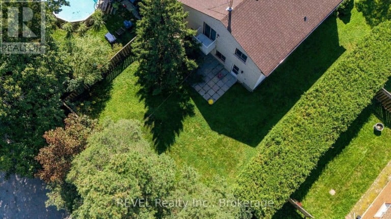 123 ARDWICK STREET, Whitby (Blue Grass Meadows), Ontario, L1N8A2