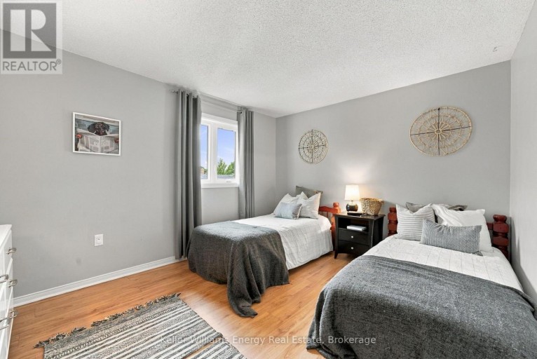 123 ERICKSON DRIVE, Whitby (Blue Grass Meadows), Ontario, L1N8Z4