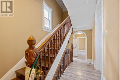 392 ALFRED STREET, Kingston (East Of Sir John A. Blvd) Ontario