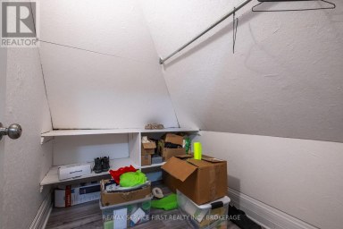 392 ALFRED STREET, Kingston (East Of Sir John A. Blvd) Ontario