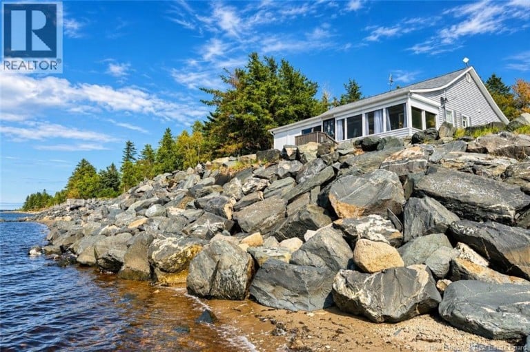 38 Front Road, Bay Du Vin, New Brunswick, E1N5K1