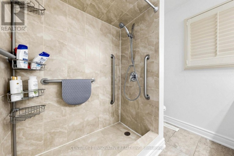 161 HEATHER COURT, Oshawa (Eastdale), Ontario, L1G6M2
