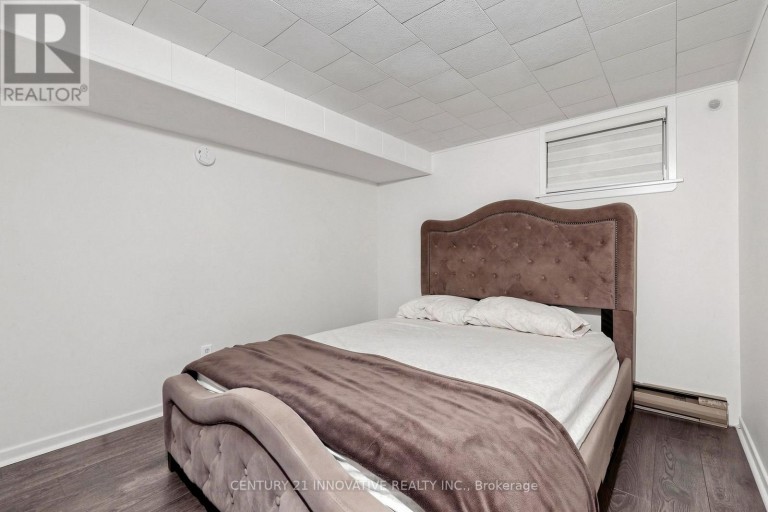161 HEATHER COURT, Oshawa (Eastdale), Ontario, L1G6M2