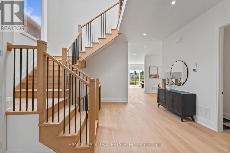 2350 EIGHTH LINE, Oakville (WC Wedgewood Creek), Ontario, L6H7E6