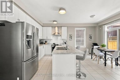 1901 DON WHITE COURT Oshawa (Taunton) Ontario photo 10
