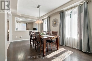 1901 DON WHITE COURT Oshawa (Taunton) Ontario photo 8