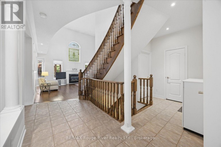 82 DARIUS HARNS DRIVE, Whitby (Brooklin), Ontario, L1M2G2