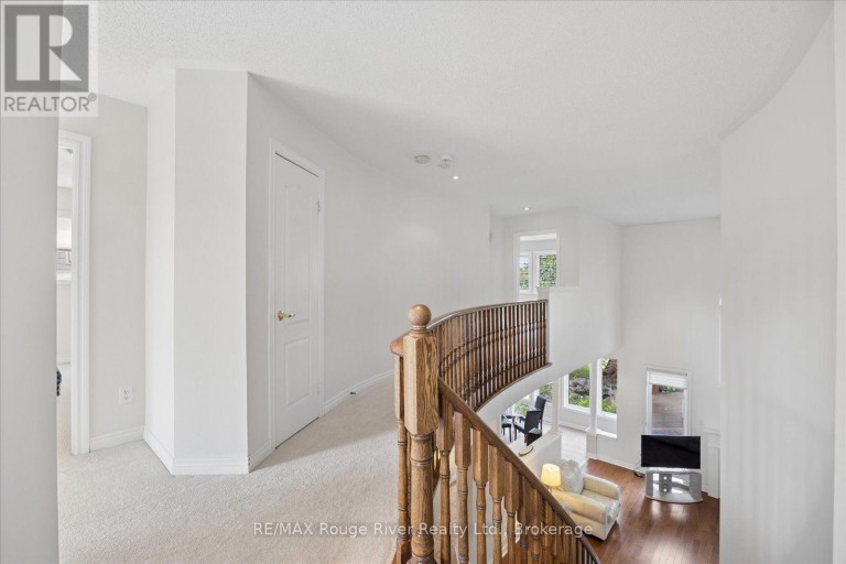 82 DARIUS HARNS DRIVE, Whitby (Brooklin), Ontario, L1M2G2
