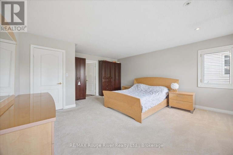 82 DARIUS HARNS DRIVE, Whitby (Brooklin), Ontario, L1M2G2