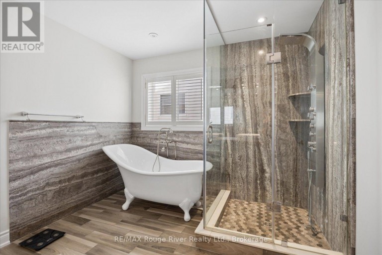 82 DARIUS HARNS DRIVE, Whitby (Brooklin), Ontario, L1M2G2
