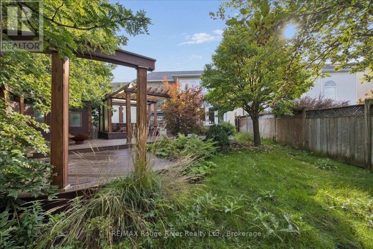 82 DARIUS HARNS DRIVE, Whitby (Brooklin), Ontario, L1M2G2