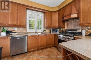 52 MCCORKELL STREET Clarington (Bowmanville) Ontario photo 14