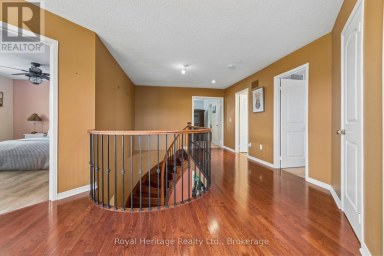 52 MCCORKELL STREET Clarington (Bowmanville) Ontario photo 24