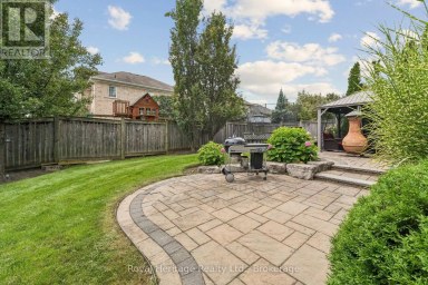 52 MCCORKELL STREET Clarington (Bowmanville) Ontario photo 40