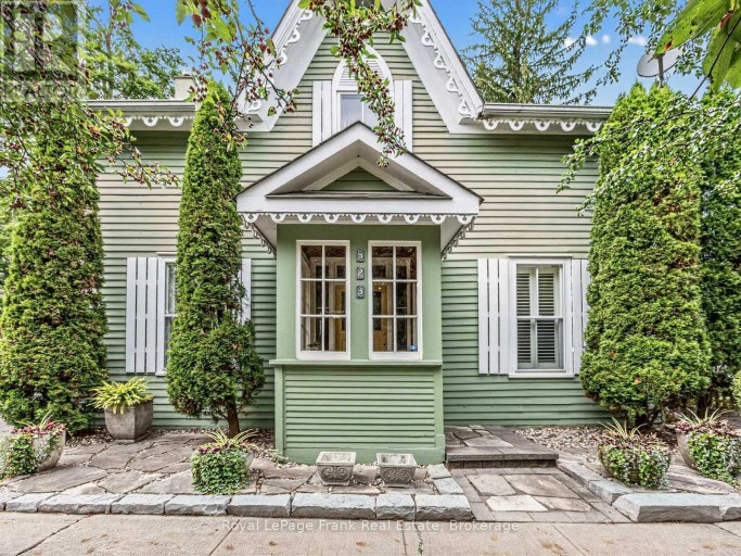 523 QUEEN STREET, Scugog (Port Perry), Ontario, L9L1L2
