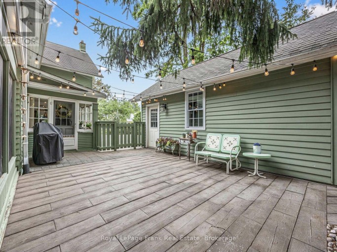 523 QUEEN STREET, Scugog (Port Perry), Ontario, L9L1L2