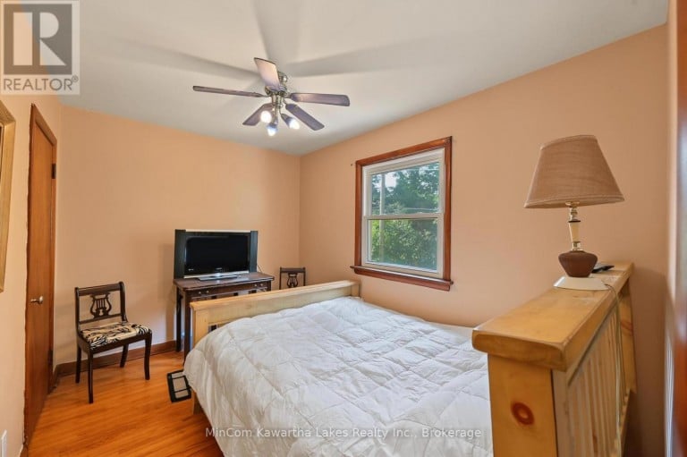 71 GREENHILL DRIVE, Peterborough (Otonabee Ward 1), Ontario, K9J6E2
