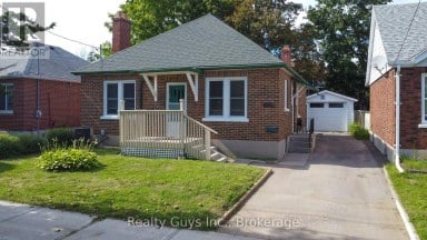 590 MCCANNAN AVENUE Peterborough (Town Ward 3) Ontario photo 1