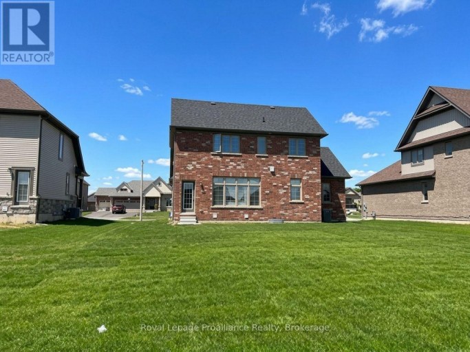 6 LARISSA PARK DRIVE, Quinte West (Murray Ward), Ontario, K0L1L0