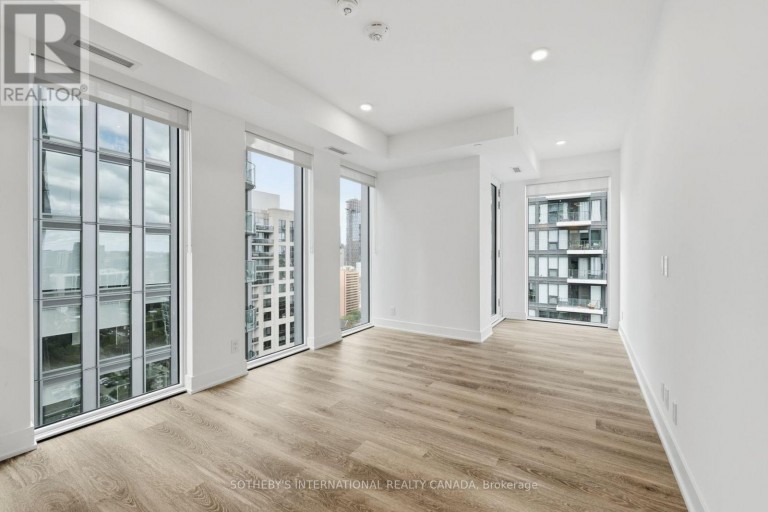 E2501 - 30 MUTUAL STREET, Toronto (Church-Yonge Corridor), Ontario, M5B2A7