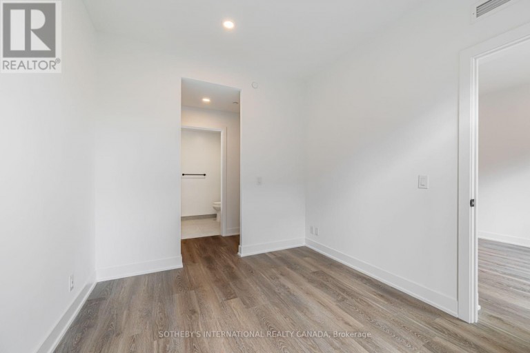 E0707 - 30 MUTUAL STREET, Toronto (Church-Yonge Corridor), Ontario, M5B2A7