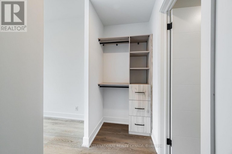 E0707 - 30 MUTUAL STREET, Toronto (Church-Yonge Corridor), Ontario, M5B2A7