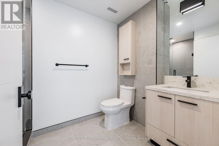 E0707 - 30 MUTUAL STREET, Toronto (Church-Yonge Corridor), Ontario, M5B2A7