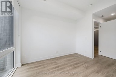 E0707 - 30 MUTUAL STREET Toronto (Church-Yonge Corridor) Ontario photo 18