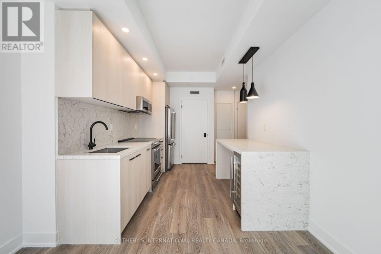 E1003 - 30 MUTUAL STREET, Toronto (Church-Yonge Corridor), Ontario, M5B2A7