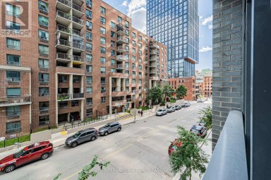 E0207 - 30 MUTUAL STREET Toronto (Church-Yonge Corridor) Ontario photo 14