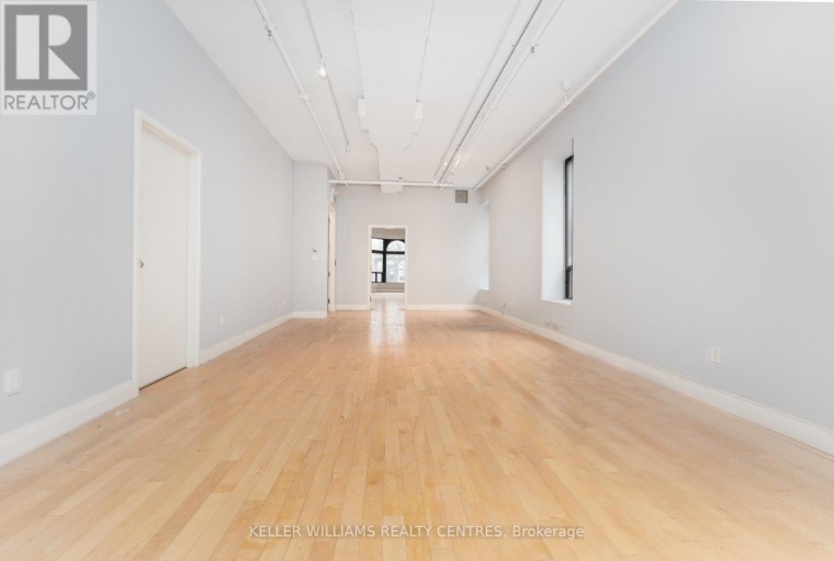 201 - 489 QUEEN STREET W, Toronto (Waterfront Communities), Ontario, M5V2B4