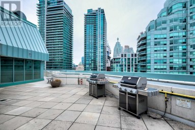 2405 - 10 QUEENS QUAY W Toronto (Waterfront Communities) Ontario photo 16
