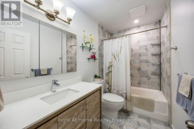 10 NEWING COURT Ajax (South East) Ontario photo 28