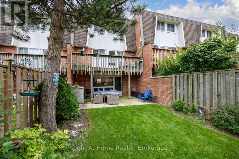 10 NEWING COURT, Ajax (South East), Ontario, L1S2T6