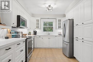 1 GOWAN DRIVE Whitby (Lynde Creek) Ontario photo 17