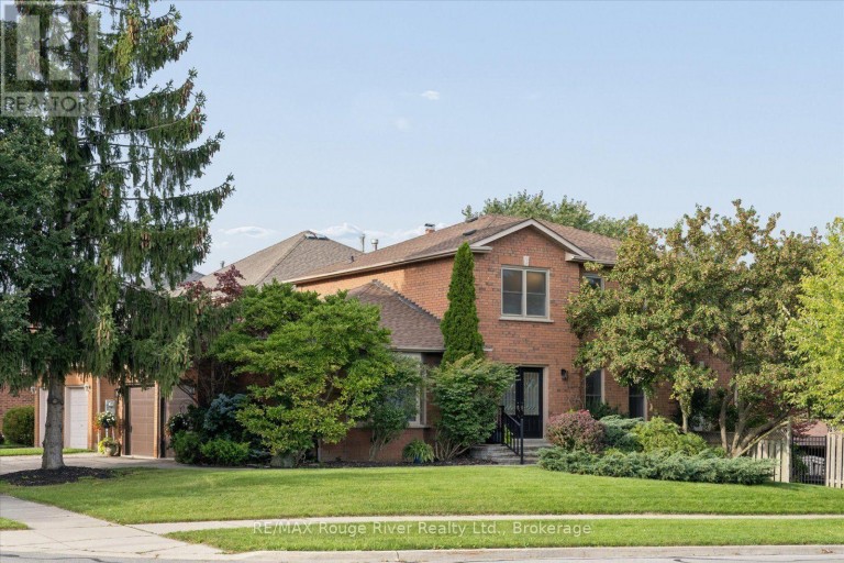 1 GOWAN DRIVE, Whitby (Lynde Creek), Ontario, L1P1L5