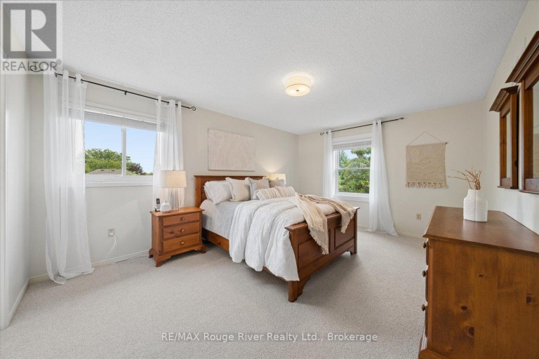 1 GOWAN DRIVE, Whitby (Lynde Creek), Ontario, L1P1L5