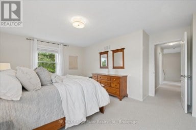 1 GOWAN DRIVE Whitby (Lynde Creek) Ontario photo 25