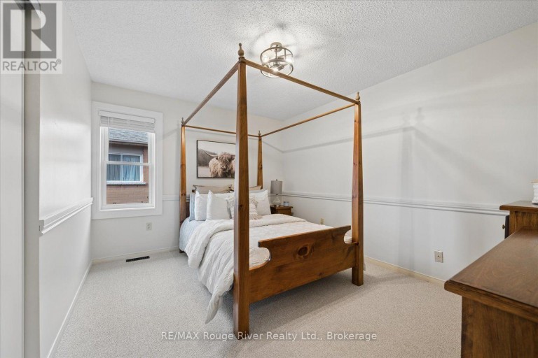1 GOWAN DRIVE, Whitby (Lynde Creek), Ontario, L1P1L5