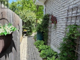 18 MADILL CRESCENT Kawartha Lakes (Lindsay) Ontario photo 34
